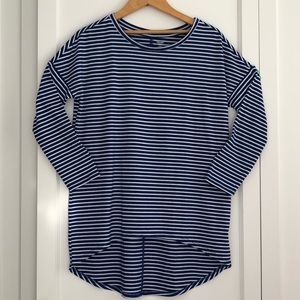Striped 3/4 sleeve shirt